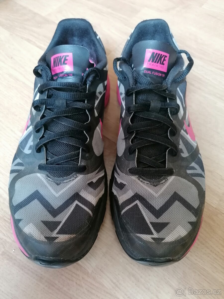 Botasky NIKE v. 38 - 2