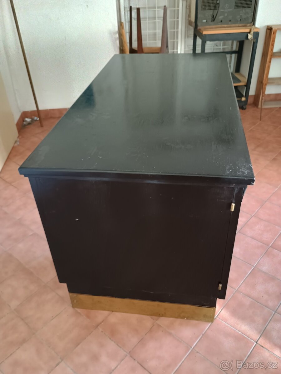 Starý úřednický psací stůl - 2