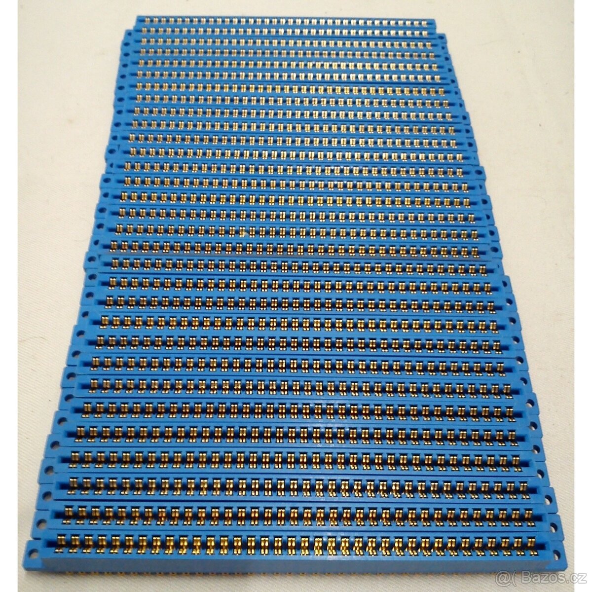 Konektory PC karty - 2