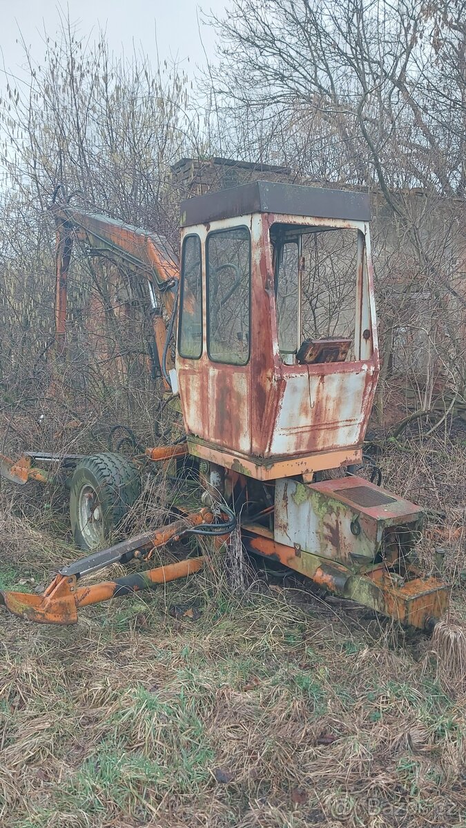 Nakladač Unhz 750 - 2