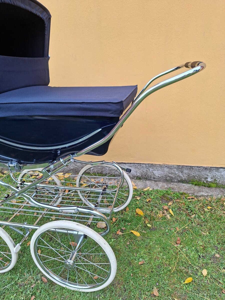 Retro kočárek Silver Cross č. 1 - 2