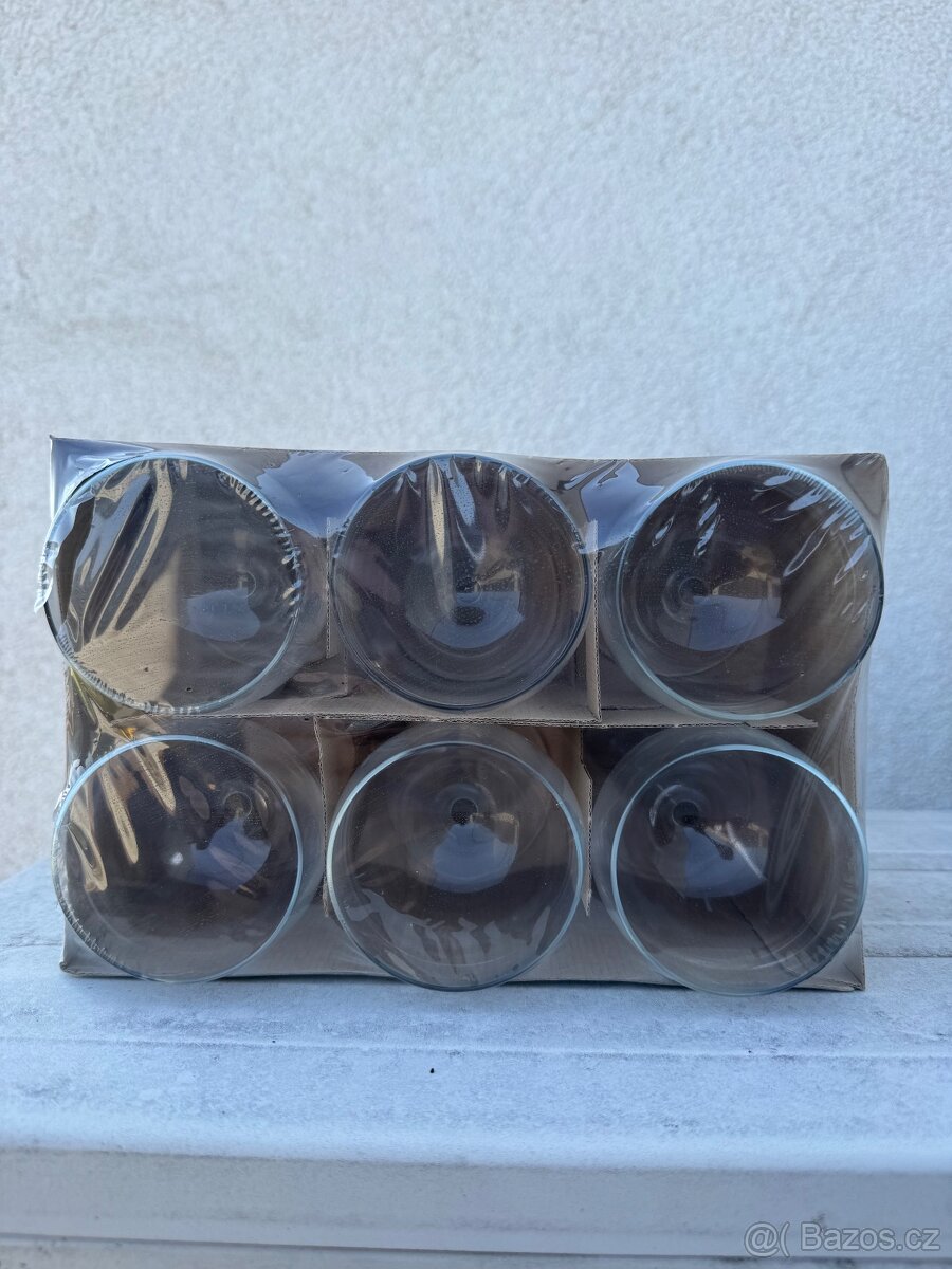 Skleničky na víno IKEA - 2