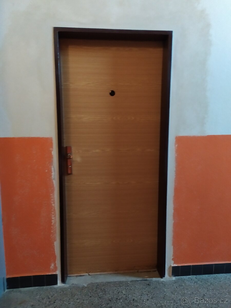 Prodám vstupní dveře - 2