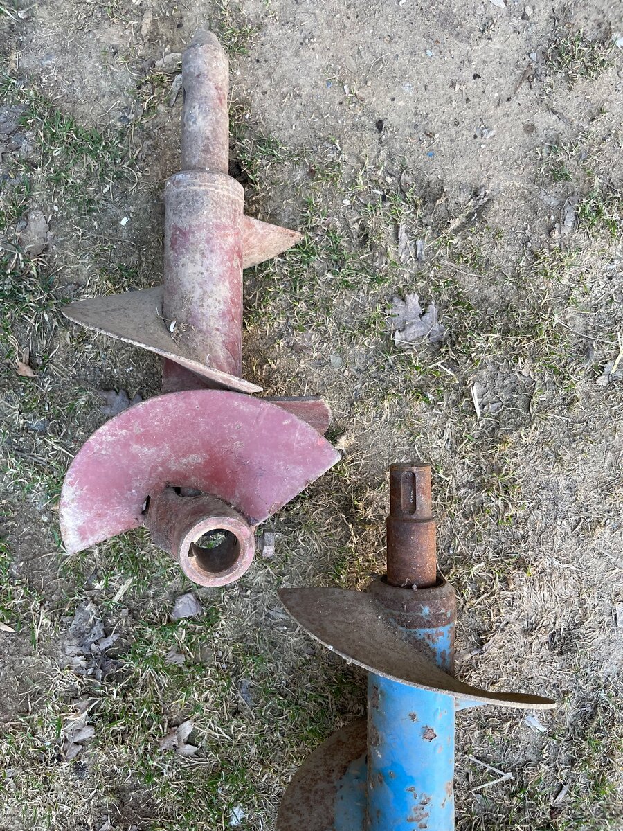 Vynášecí šnek E514/E512 - 2