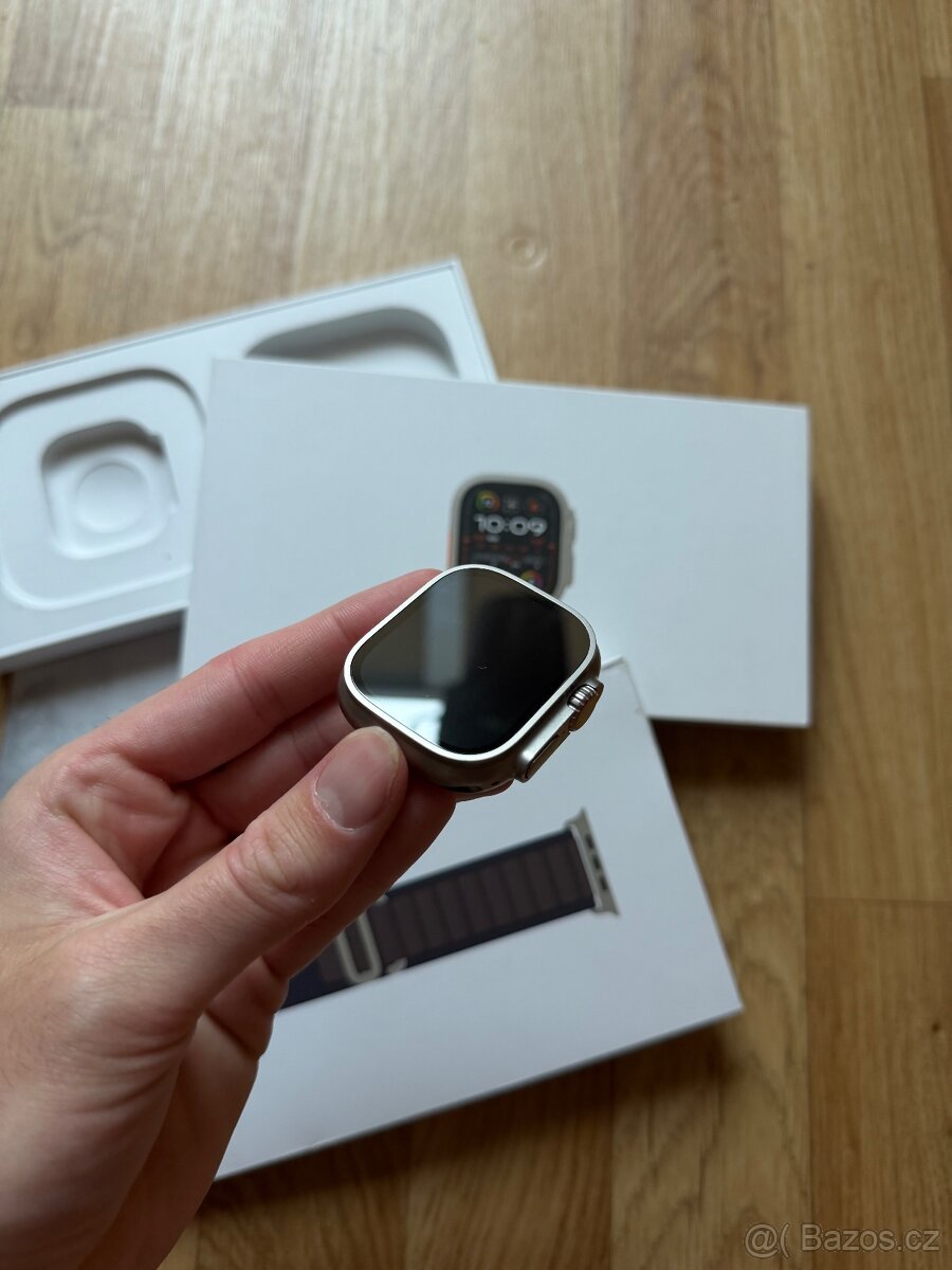 Apple Watch Ultra 2 49mm Cellular + GPS - 2