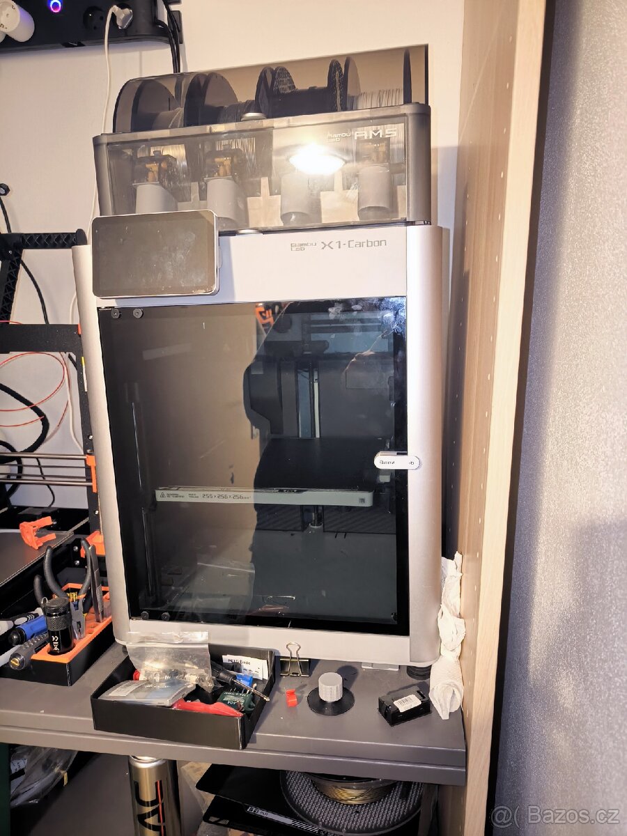 Prusa Mk4, BambuLab X1c Combo + AMD, sušička Sunlu - 2
