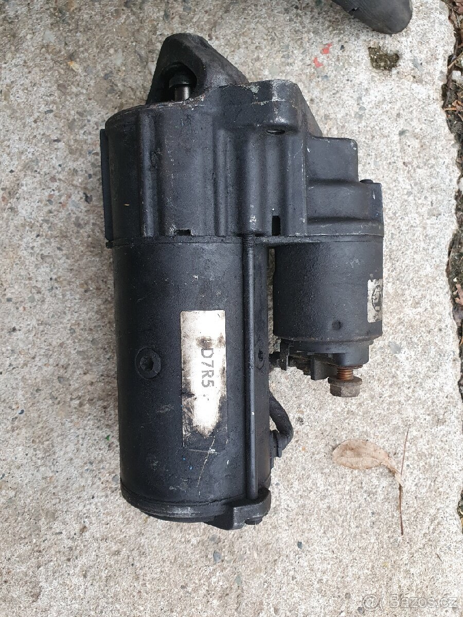 Startér VALEO 436051 D7R5 - 2