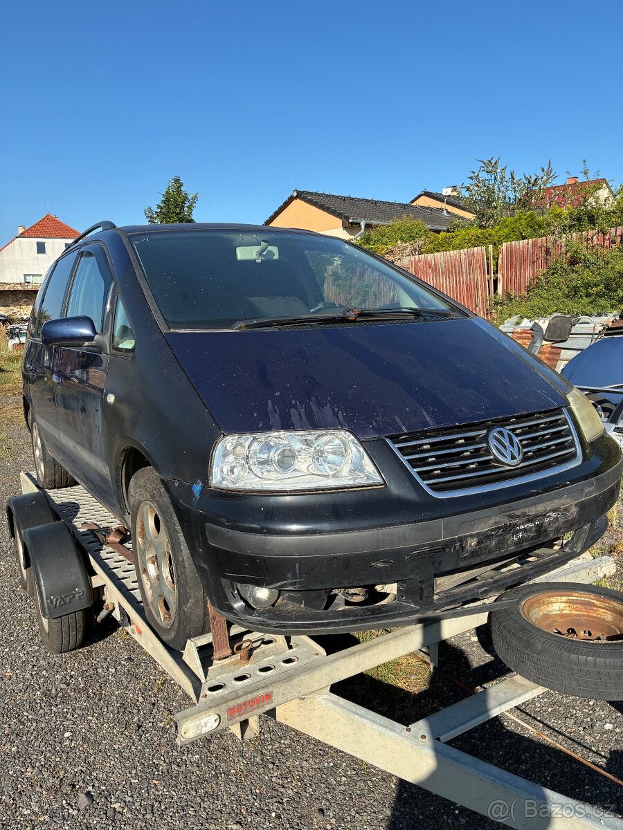 Prodám 2x VW Sharan - 2