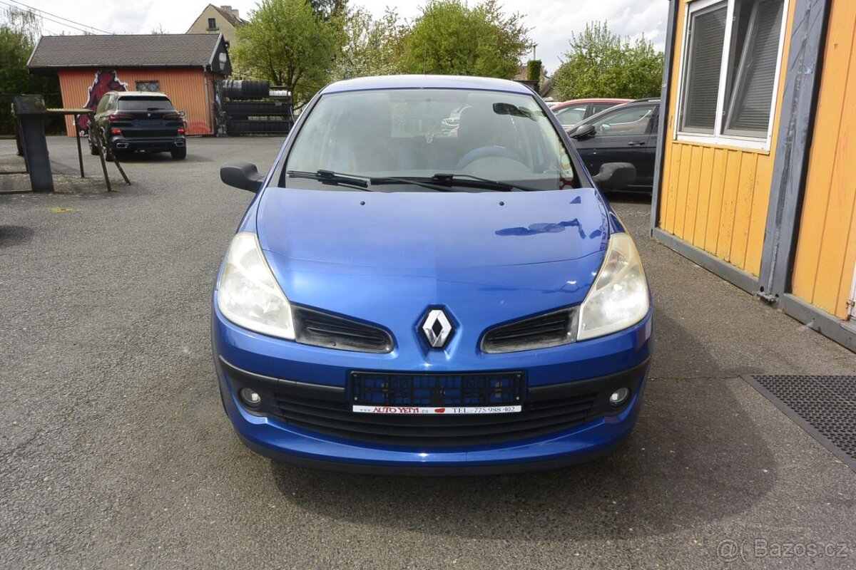 PRODÁM Renault Clio 1.2i - 2