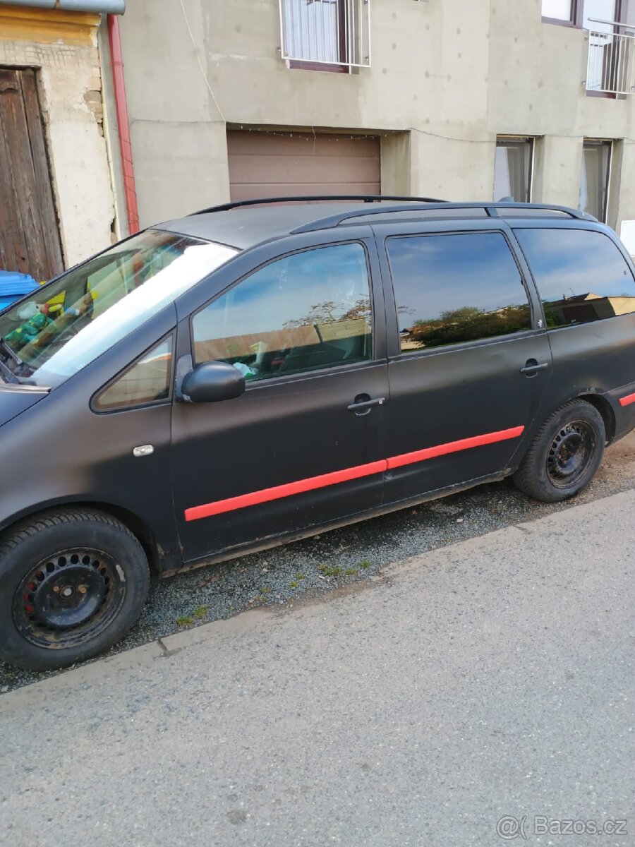Ford Galaxy - Ghia 1.9 TDI,7 míst - 2