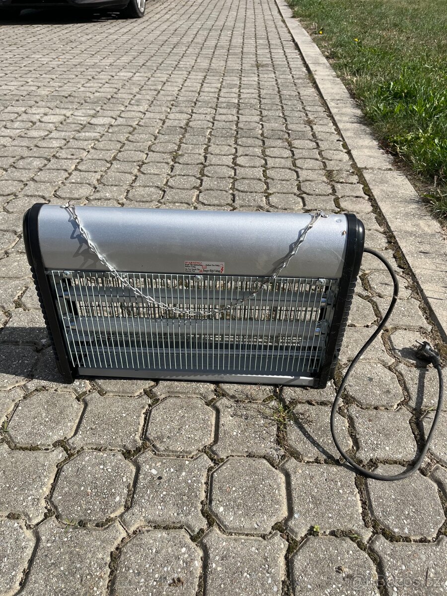 elektrický lapač hmyzu - 2