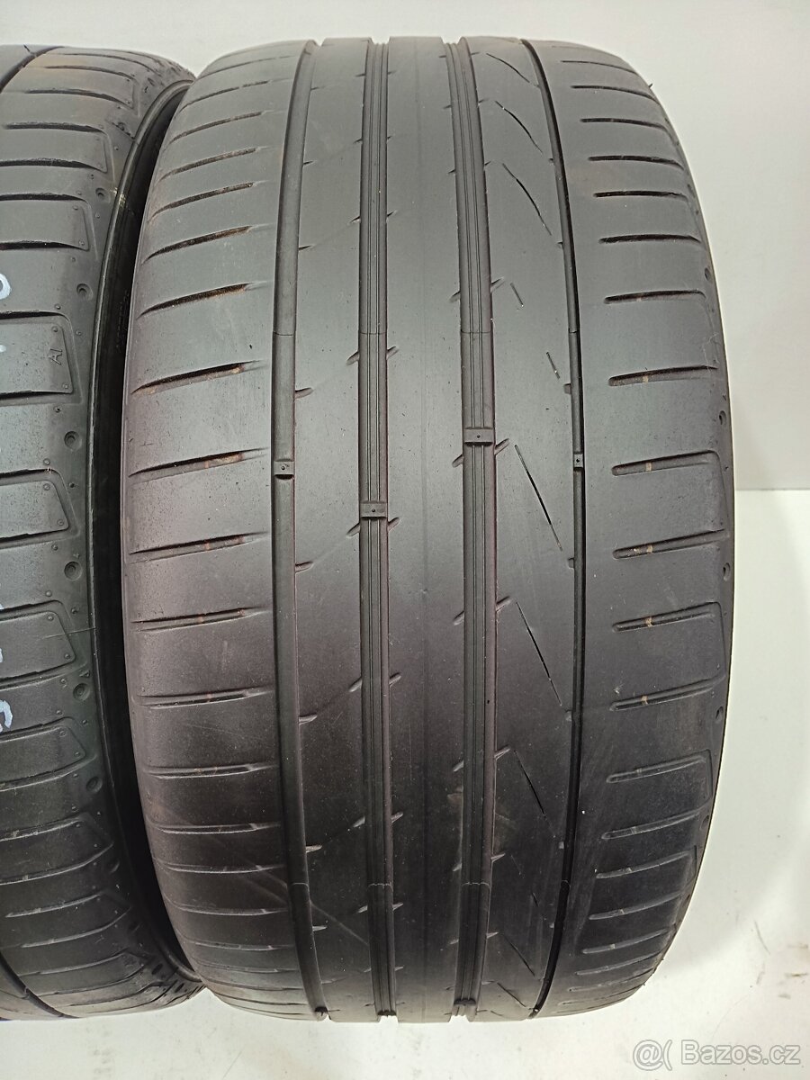 Letní pneu 245/40/18 Hankook - 2