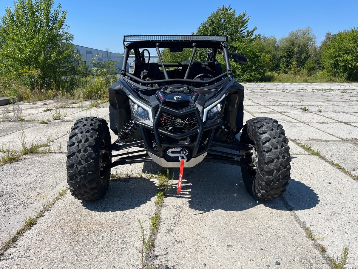 CAN-AM MAVERICK X3 Turbo RS