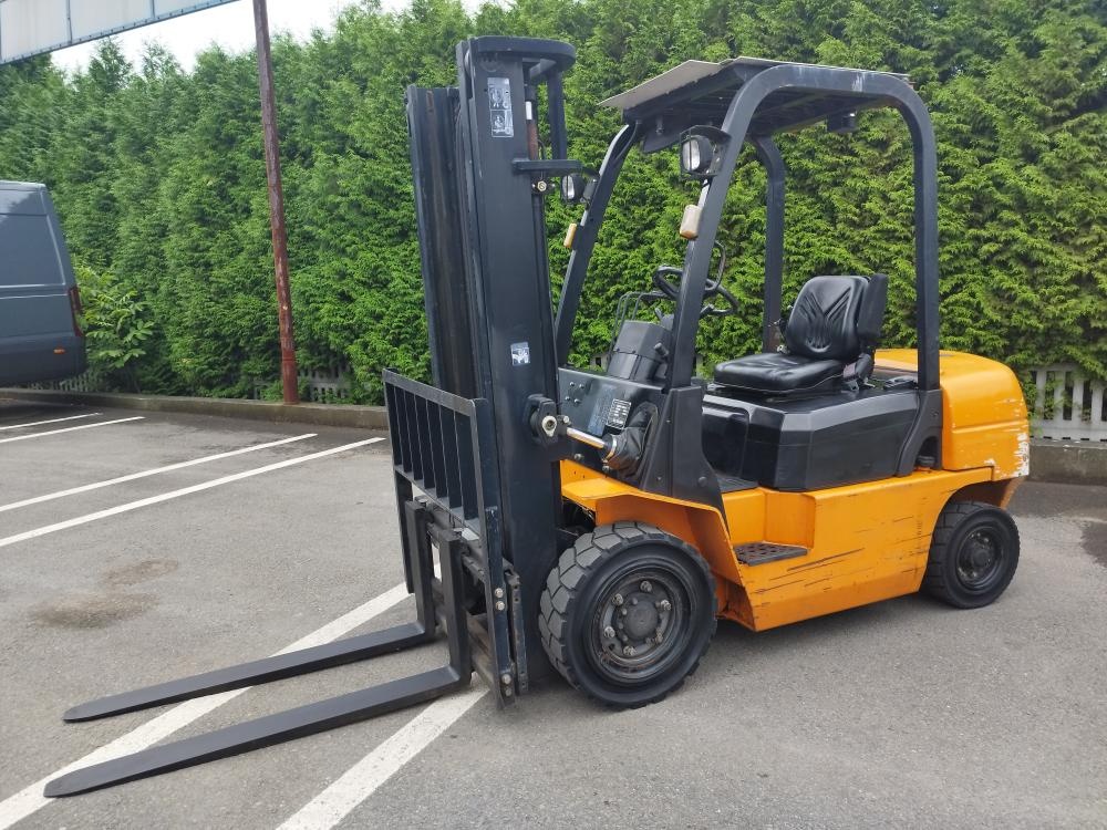 Pronájem vysokozdvižného vozíku HC DIESEL - 2