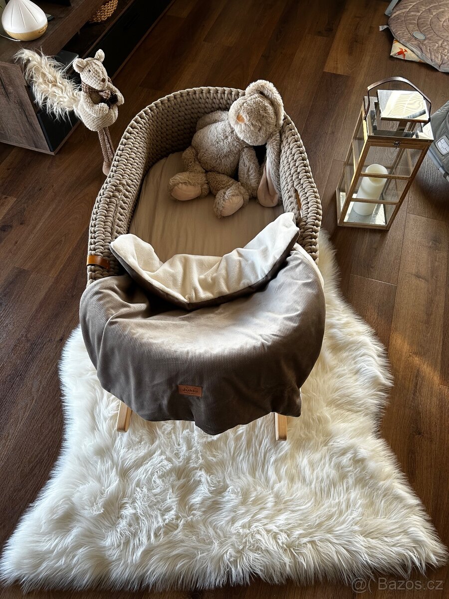 Mojžíšův koš - kolébka pro miminko - 2