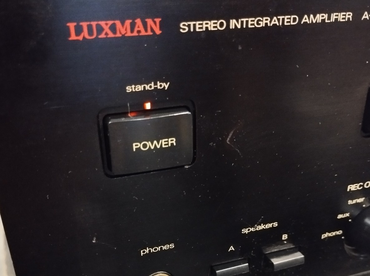 Zesilovač LUXMAN (2x 70W) rezervace - 2