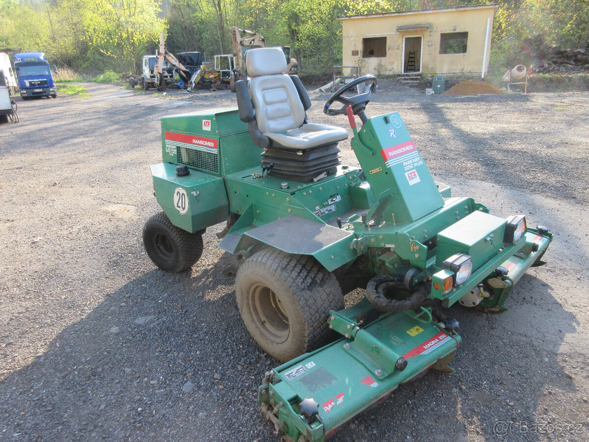 Malotraktor 4x4 RANSOMES PARKWAY - 2