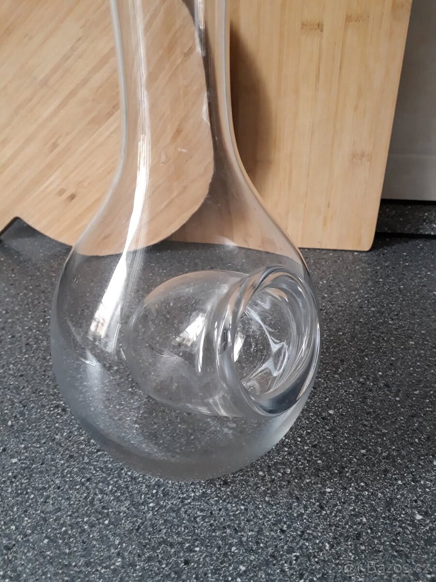 Sklenena karafa / vaza - 2