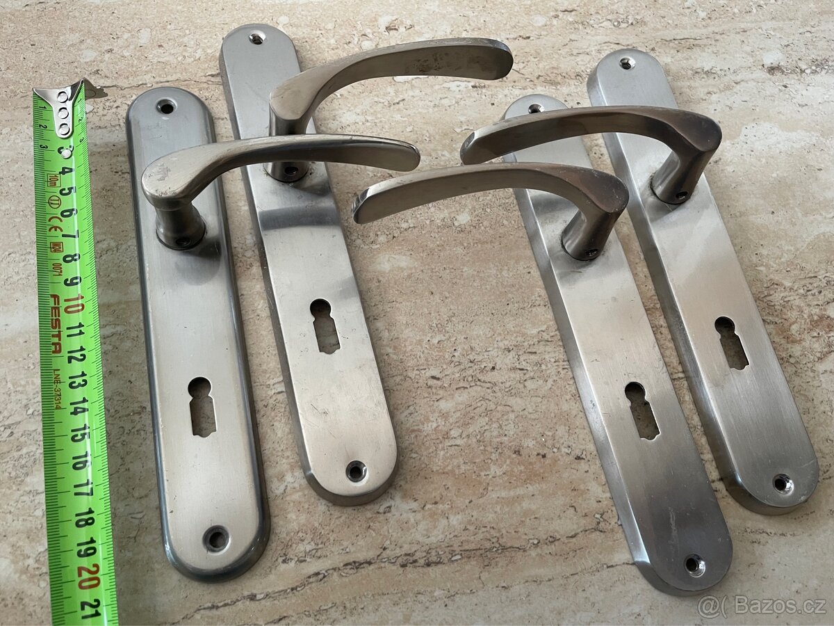 Kování na interiérové dveře 22 cm - 2