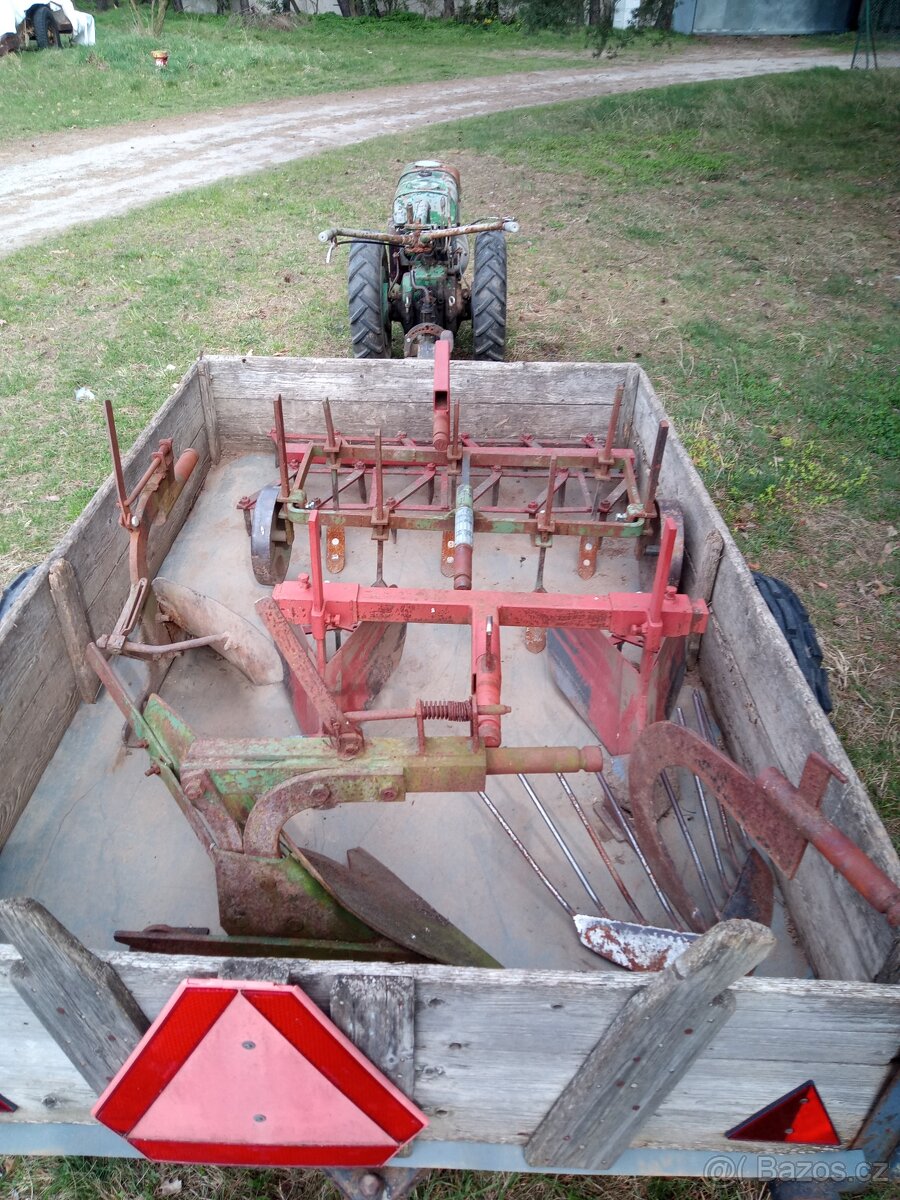 Prodám Pf 62 s příslušenstvím - 2