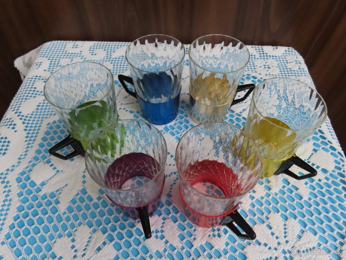 Barevné retro sklenky - 2