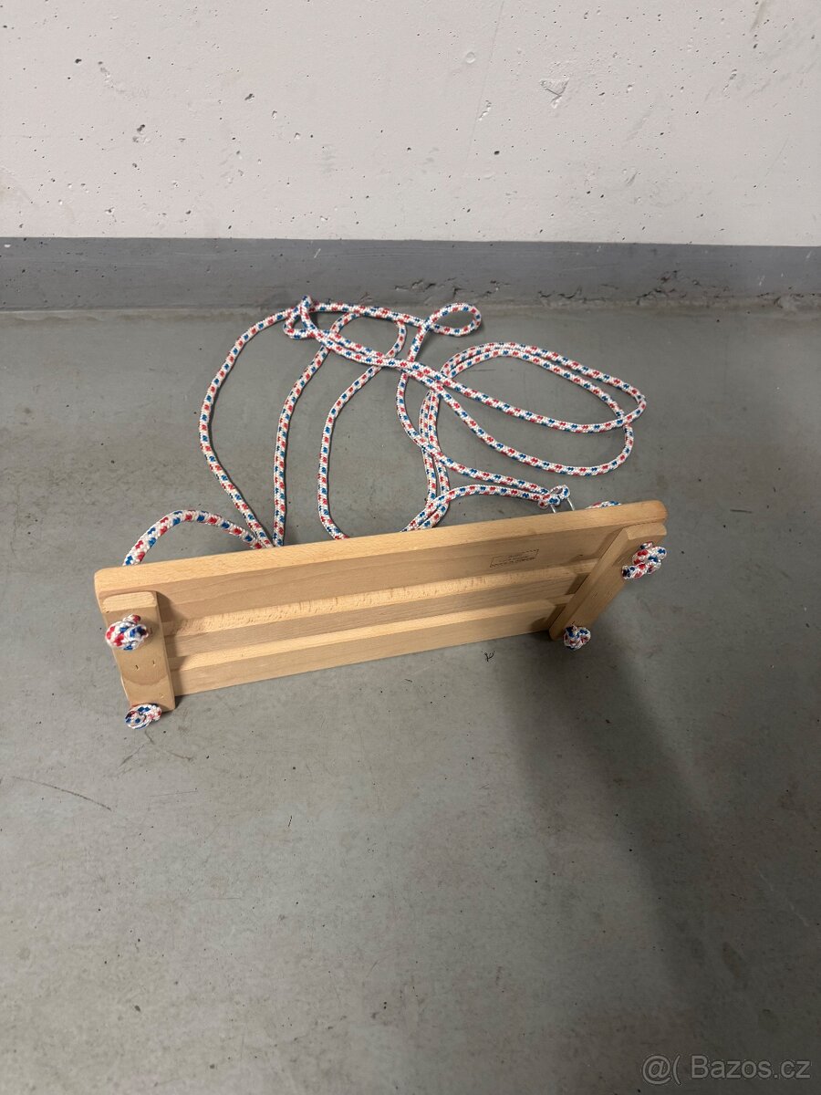 Drevena houpacka prkenko - 2