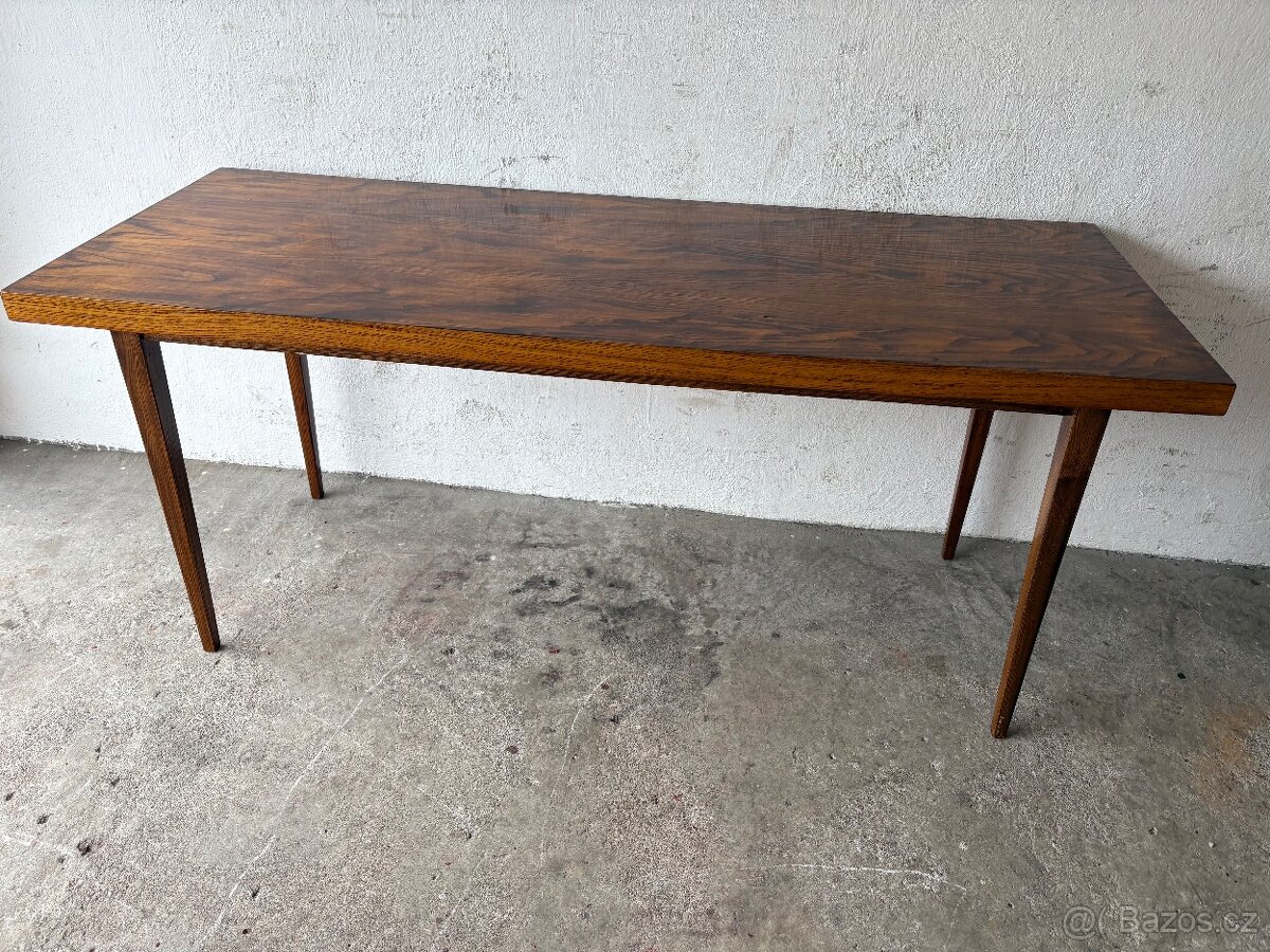 Konferenční stůl - 2