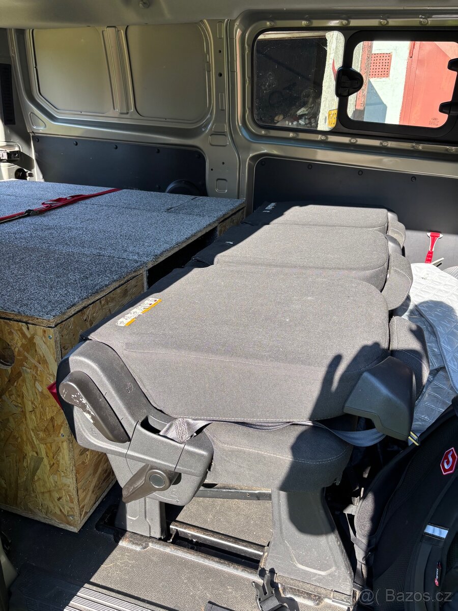 Postel do dodavky ford transit custom - 2
