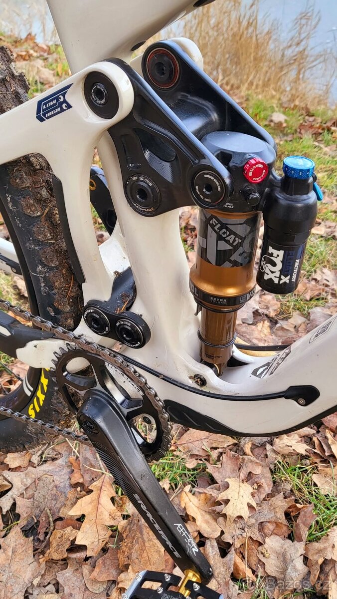 Enduro kolo PIVOT - 2