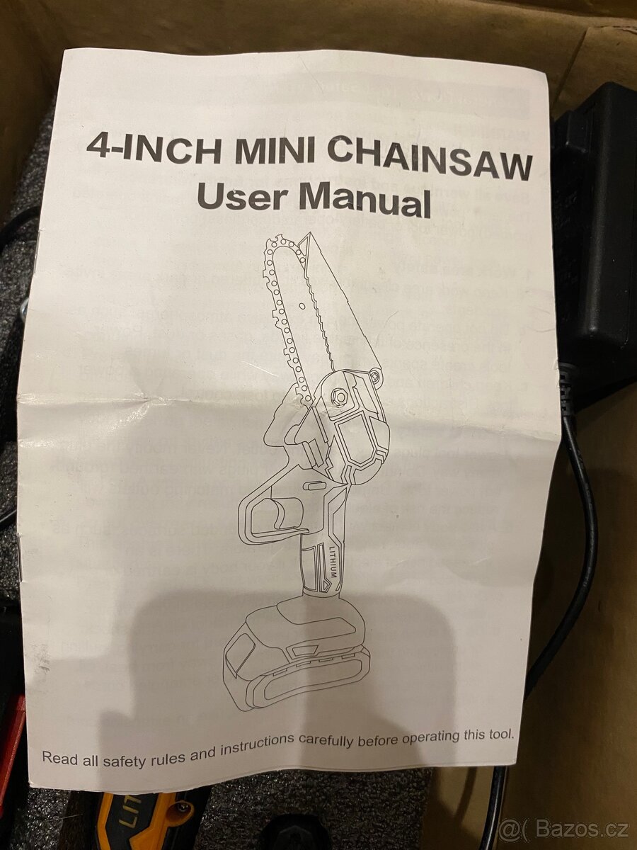 Malá akumulátorová řetězová pila - 2