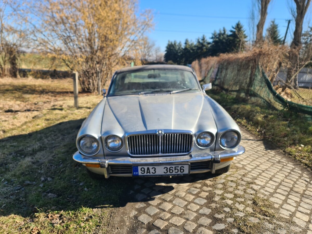 JAGUAR XJ 4.2 C - 2