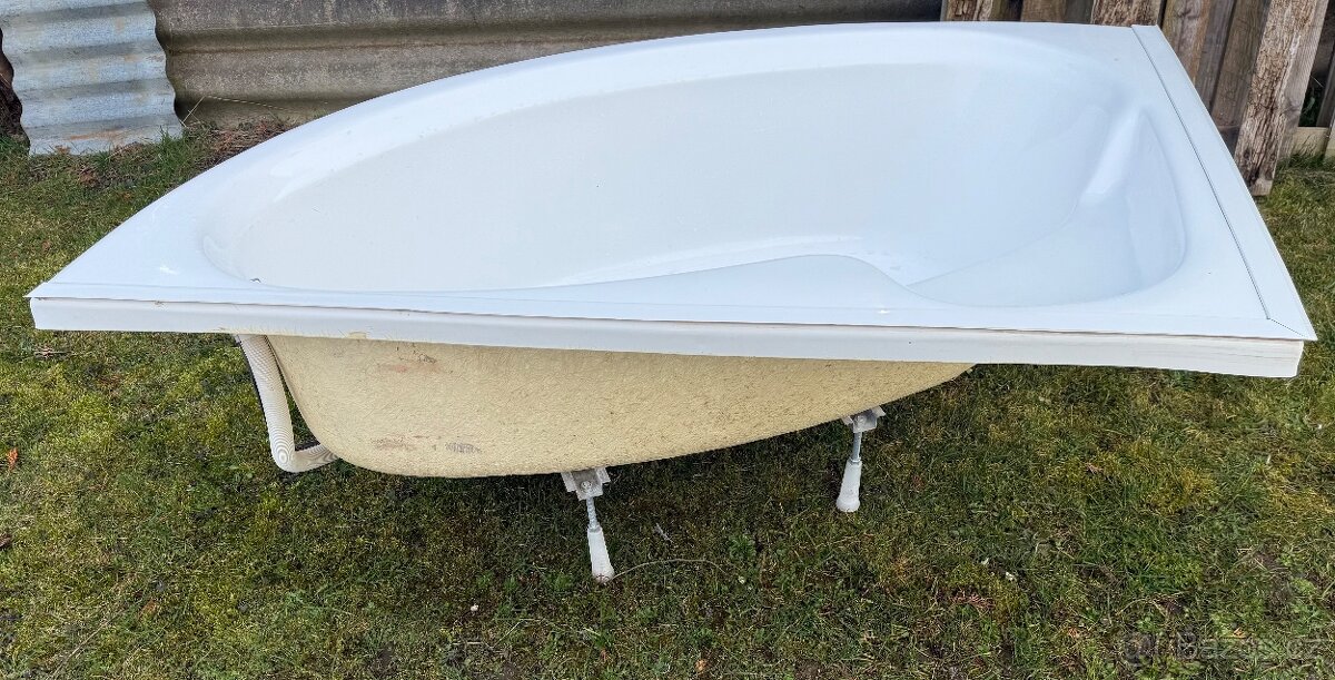 Acrylátová vana 152x95x 63 cm - 2