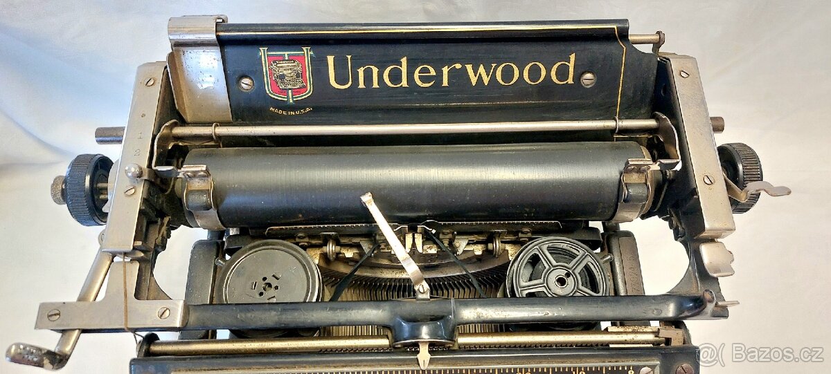Starožitný psací stroj - 2