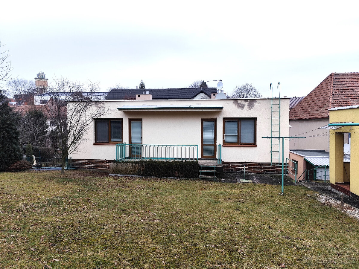 Velký RD v obci Chrast u Chrudimi - 2