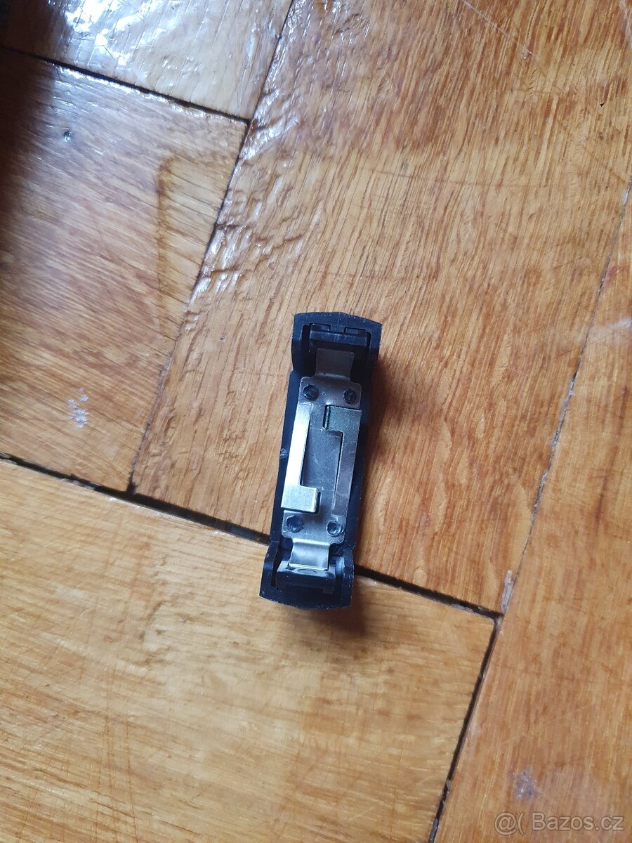 Hitachi / retro / holící strojek - 2