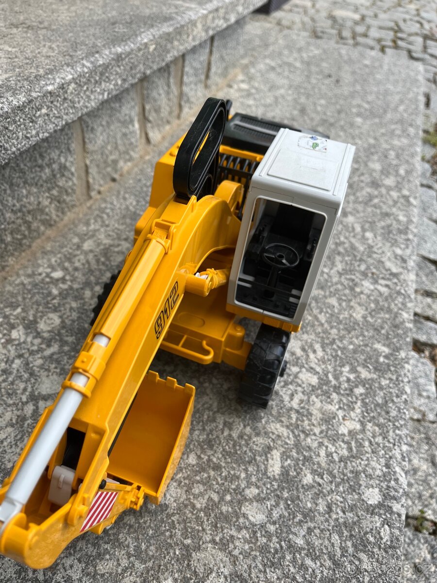 Bruder 02426 Bagr Liebherr 912 - 2