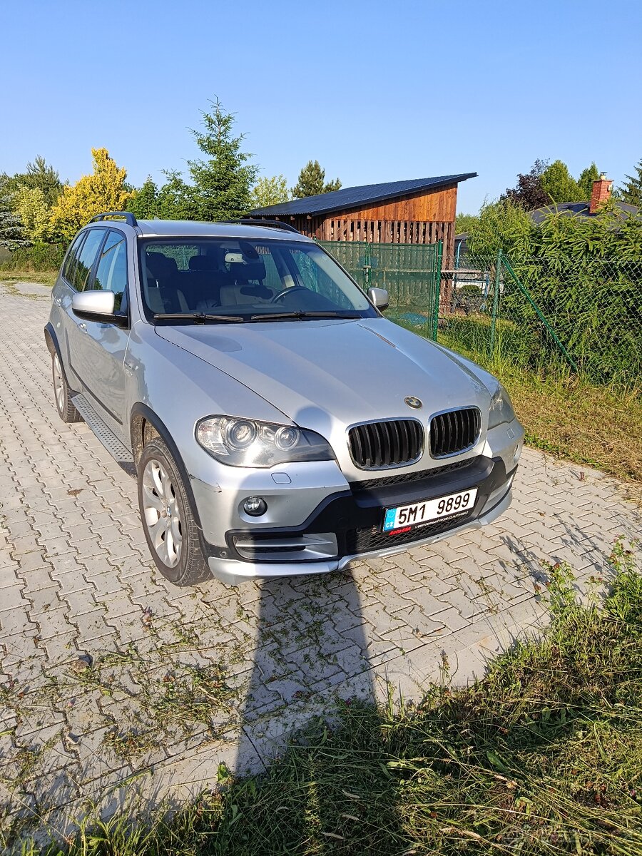 PRODÁM BMW X5 E70 3.0 d Xdrive r.v.2009 TOP Stav - 2