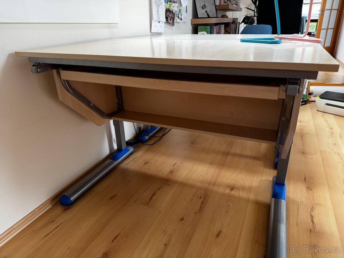 Dětské zvetšovací psací stoly - 2