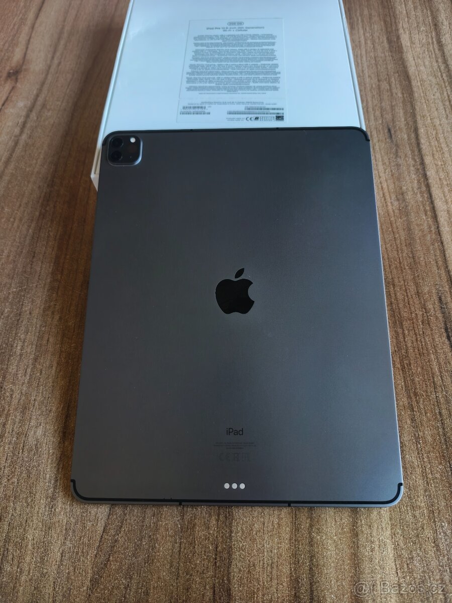 iPad Pro 12.9" M1 256GB Cellular (LTE) Šedý - 2