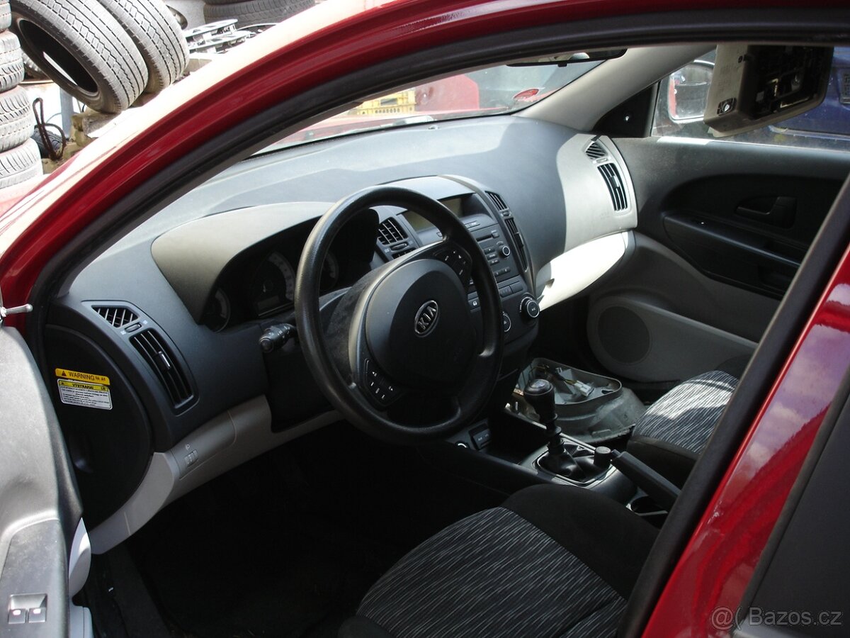 Kia ceed 2009 - 2