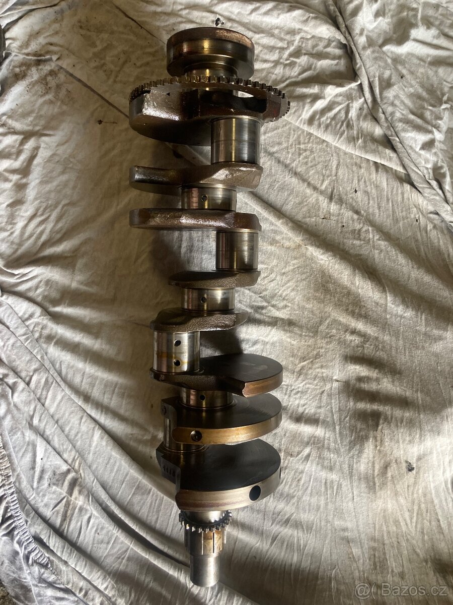 Díly motor 5,7 hemi V8 Dodge ram - 2