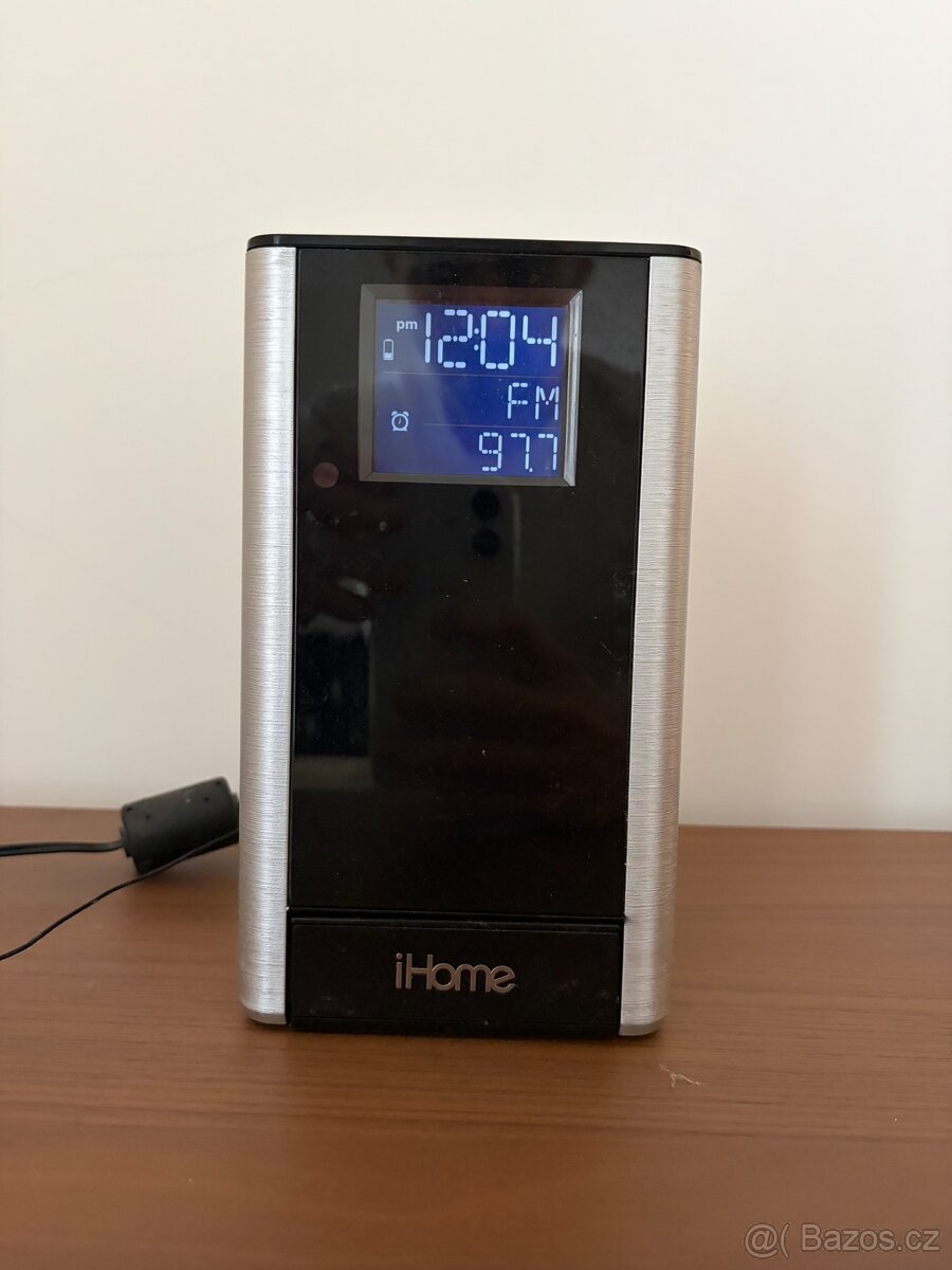 iHome budík/rádio, LCD display, quick timerem a iPod dock - 2