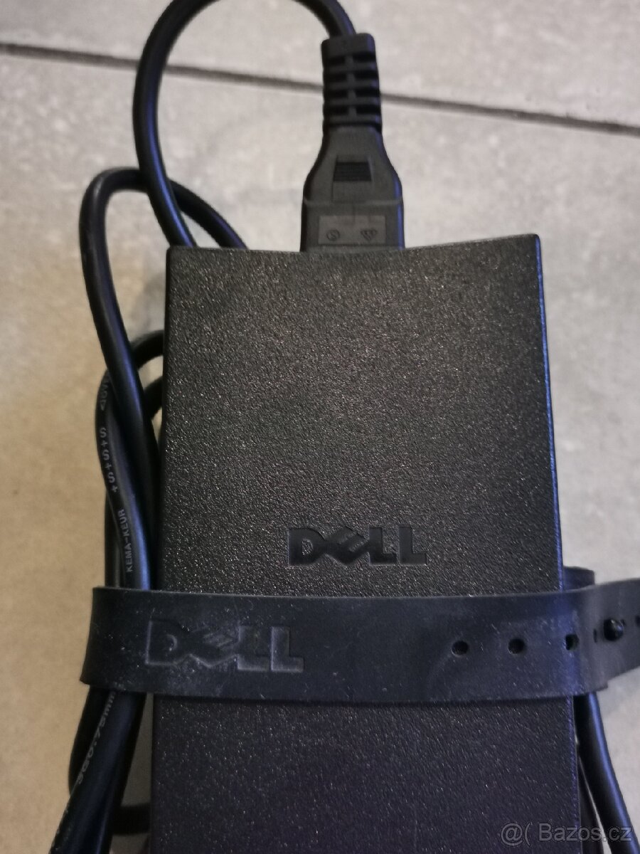 Dokovací stanice a nabíječka na notebook originál Dell - 2