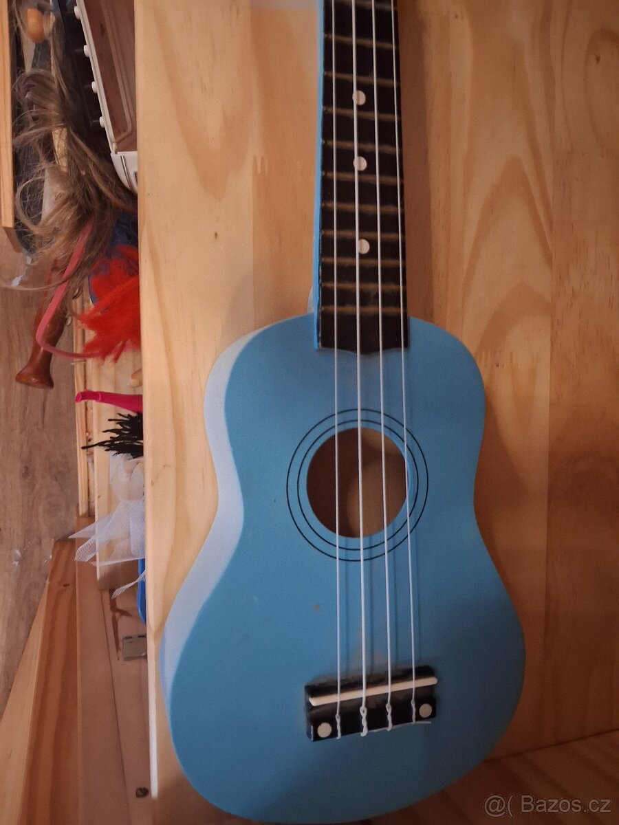 Ukulele - 2