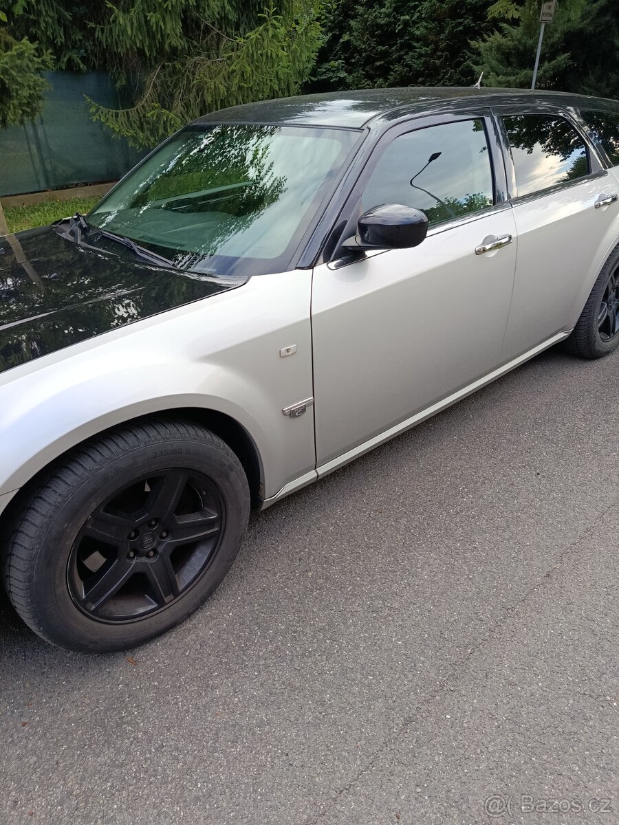 Chrysler 300c 3.0crd - 2