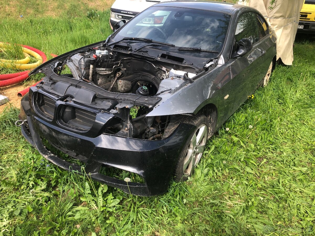 Predam karoseriu z BMW E92 faceliftu - 2