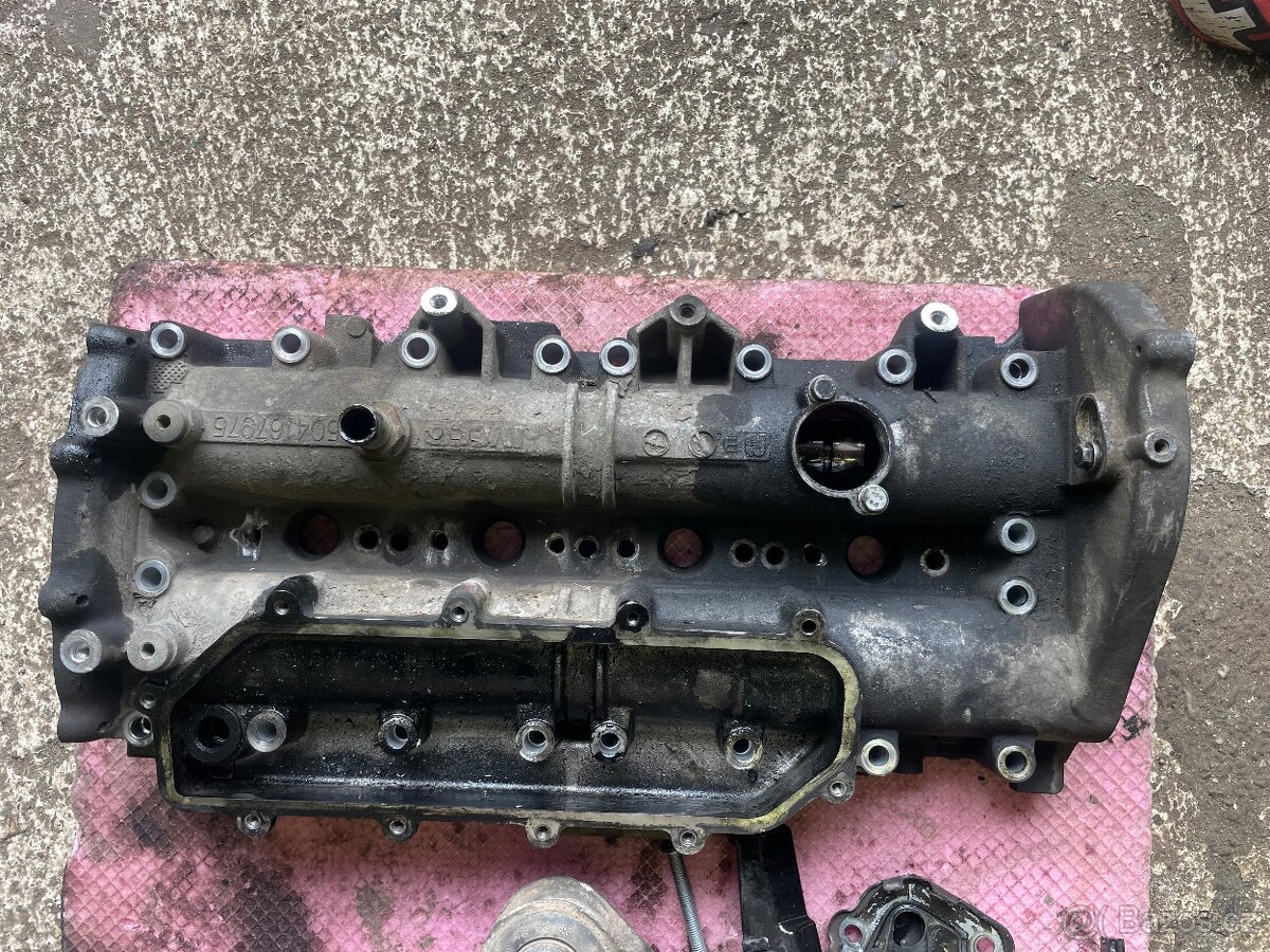 Vačkové hřídele, ventilové víko Fiat Ducato - 2