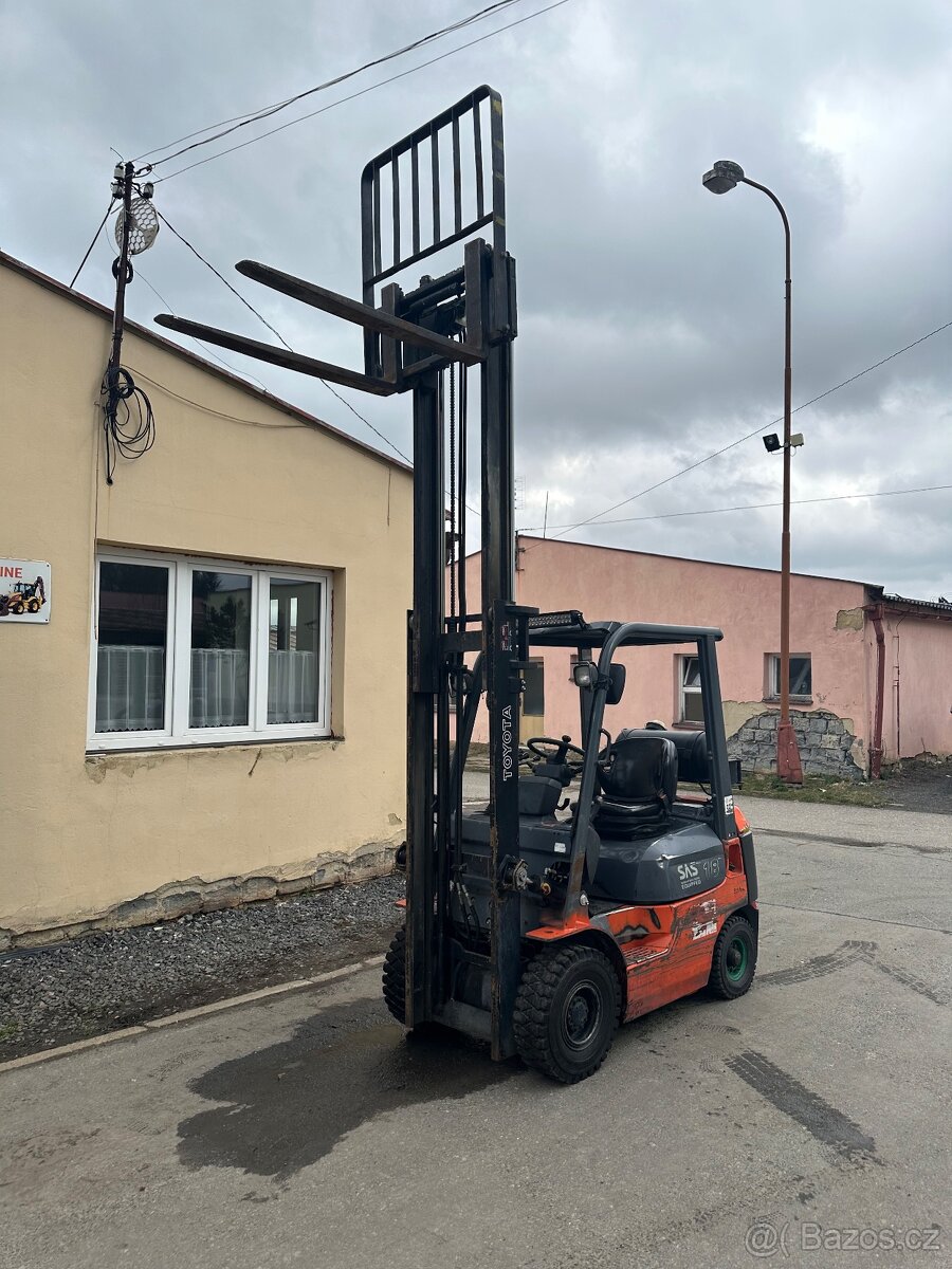 TOYOTA 02-7FDF18 vysokozdvižný vozík,boční posuv - 2