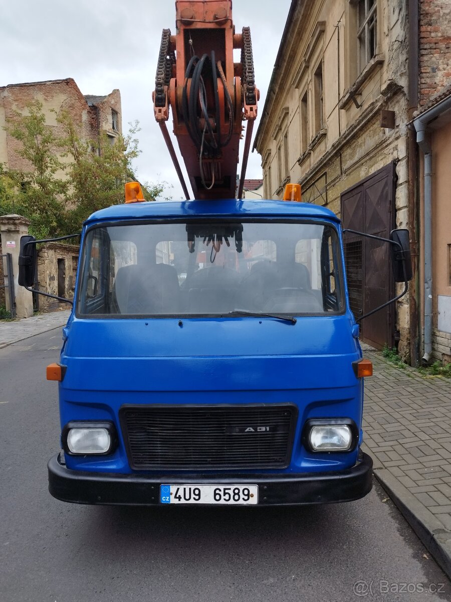 Avie MP-13 montážní plošina - 2