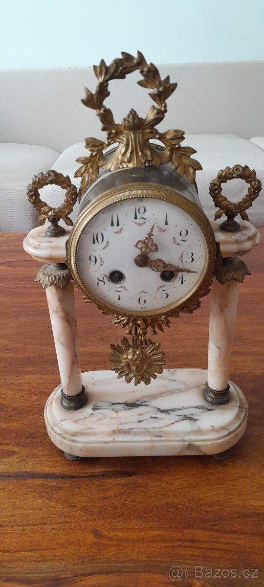 Historické stolní hodiny - 2
